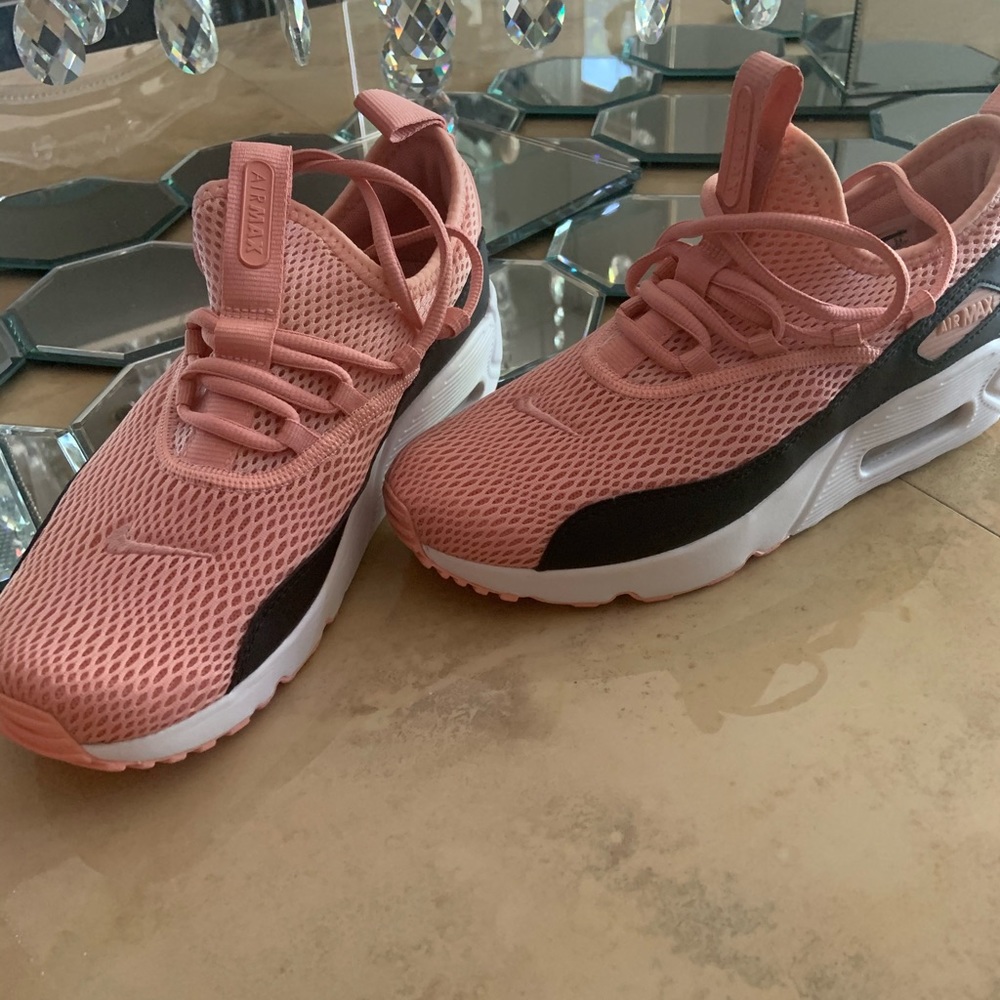Nike gym shoes